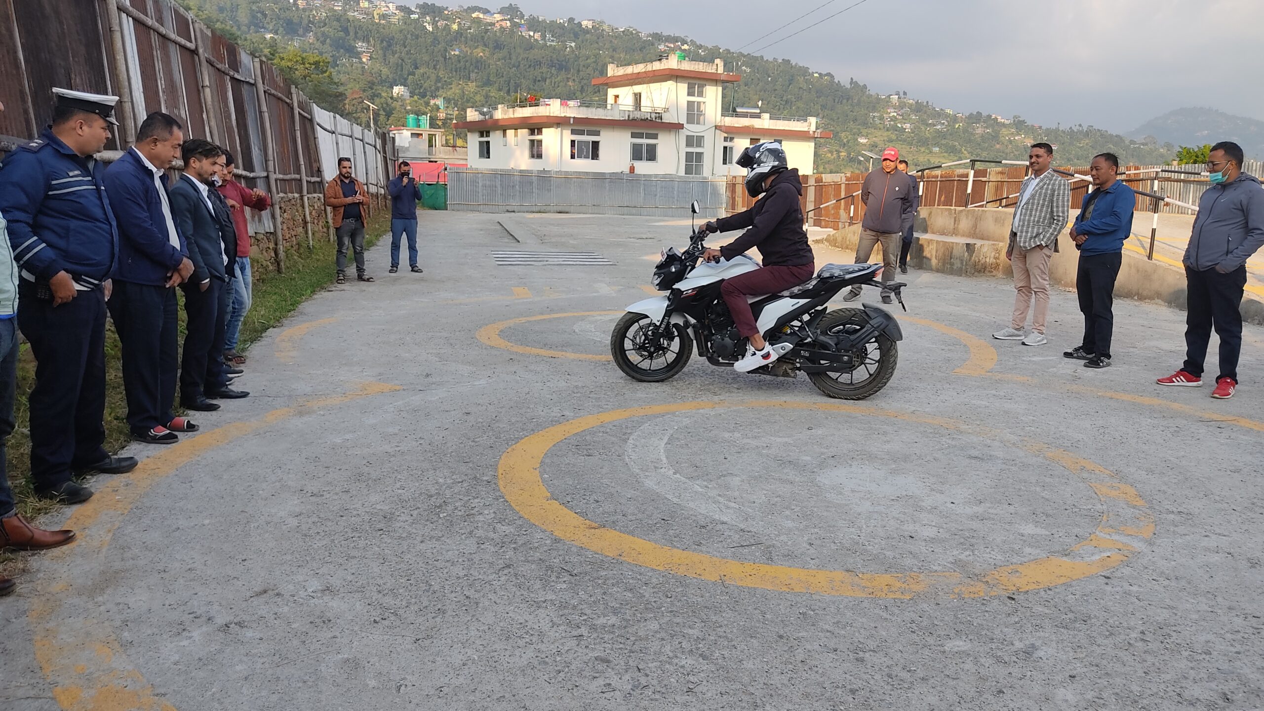 जेठको पहिलो हप्ता लाइसेन्सको आवेदन खोल्ने तयारी जेठको पहिलो हप्ता लाइसेन्सको आवेदन खोल्ने तयारी