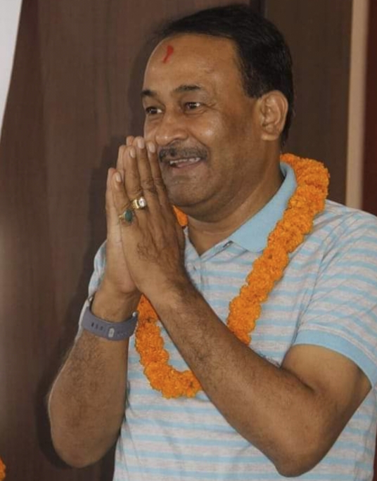 काङ्ग्रेस मकवानपुरको सभापतिमा लामिछानेद्वारा उम्मेदवारी घोषणा