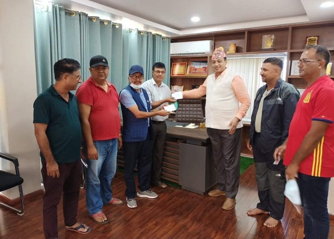 एमाले मकवानपुरका खेमराज सापकोटासहित ७ जना कांग्रेस प्रवेश एमाले मकवानपुरका खेमराज सापकोटासहित ७ जना कांग्रेस प्रवेश