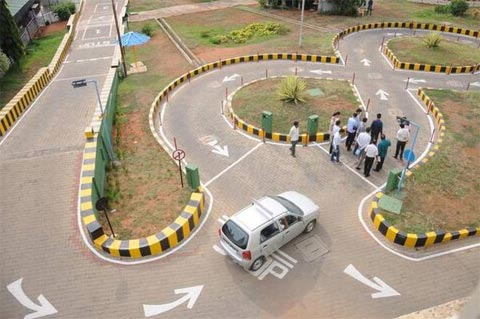 भदौ २० गतेदेखि नयाँ मापदण्ड अनुसार सवारी लाइसेन्सको परीक्षा सुरु भदौ २० गतेदेखि नयाँ मापदण्ड अनुसार सवारी लाइसेन्सको परीक्षा सुरु