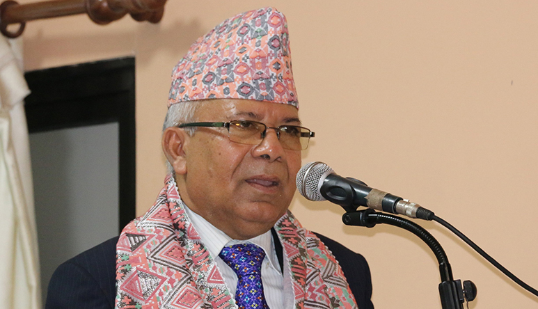 माधव नेपाल पक्षको केन्द्रीय कमिटी बैठक सकियो, स्थायी कमिटी सुरू माधव नेपाल पक्षको केन्द्रीय कमिटी बैठक सकियो, स्थायी कमिटी सुरू