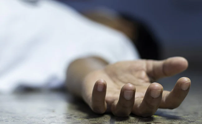 जङ्गली च्याउ खाँदा बाबु छोराको मृत्यु, खम्बाले किच्दा एकको मृत्यु जङ्गली च्याउ खाँदा बाबु छोराको मृत्यु, खम्बाले किच्दा एकको मृत्यु