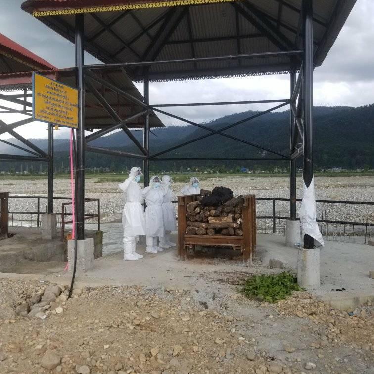 हेटौँडामा कोरोनाको डरलाग्दो रुप, २४ घण्टाको अवधिमा बुबा–छोरीको मृत्यु