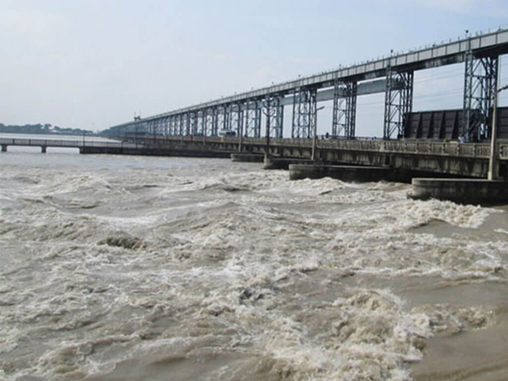 पानीको बहाब यो वर्षकै उच्च सप्तकोशीमा