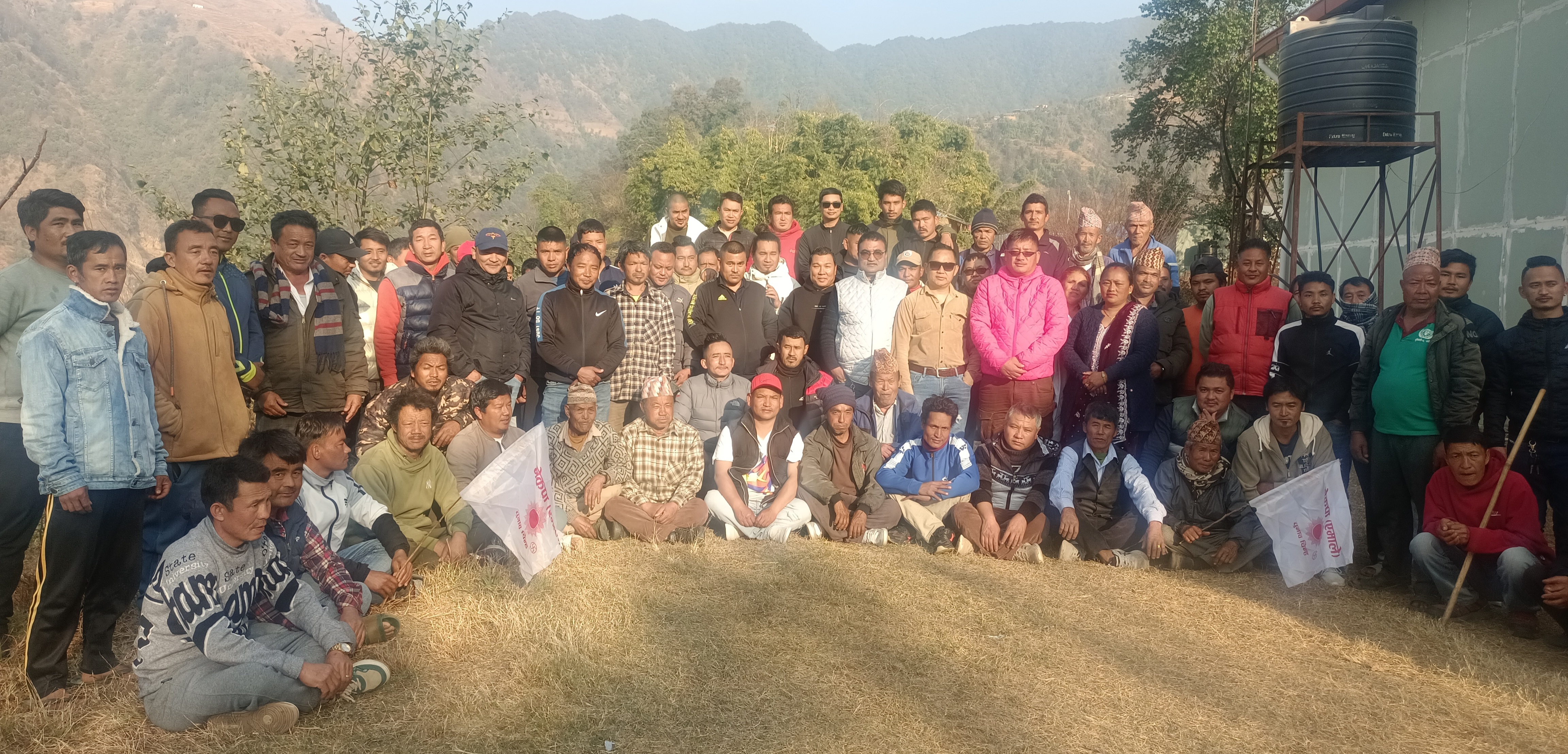 मुक्तानको अध्यक्षतामा एमाले थाहा १२ कमिटी पुर्नगठन मुक्तानको अध्यक्षतामा एमाले थाहा १२ कमिटी पुर्नगठन