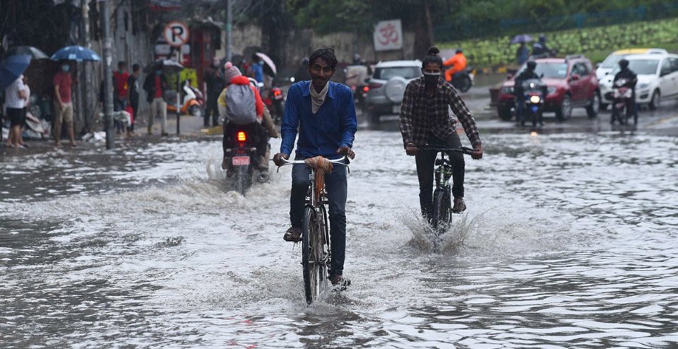 मेघ गर्जन र चट्याङ्गसहित भारी वर्षाको सम्भावना