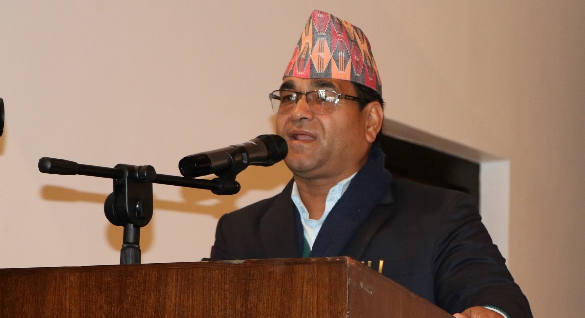 ४२ सांसदको हस्ताक्षरसहित मुख्यमन्त्रीका लागि कुलप्रसाद केसीको दाबी ४२ सांसदको हस्ताक्षरसहित मुख्यमन्त्रीका लागि कुलप्रसाद केसीको दाबी