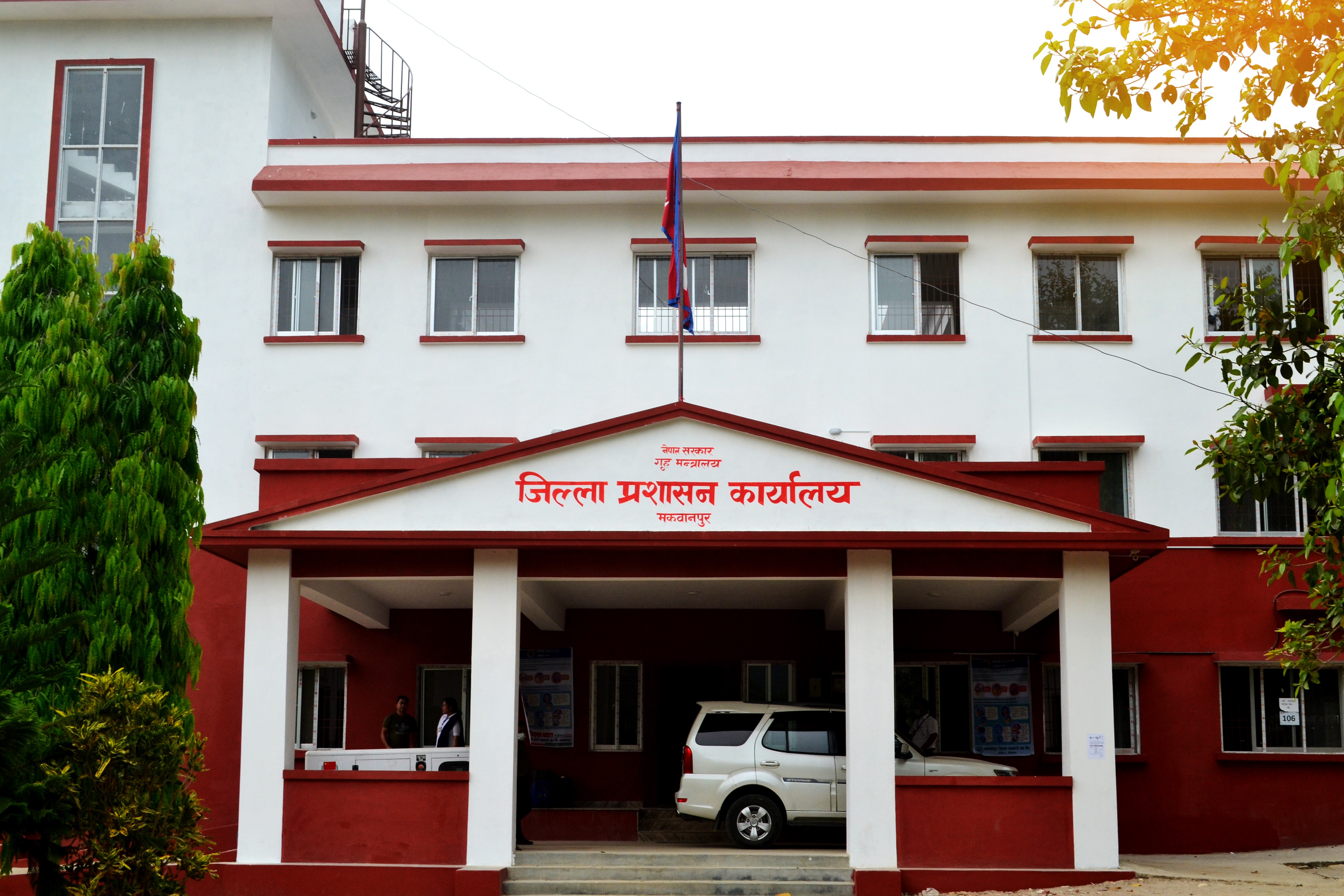 अब माइकिङ बन्द, गाडीमा झण्डा राख्न नपाइने अब माइकिङ बन्द, गाडीमा झण्डा राख्न नपाइने