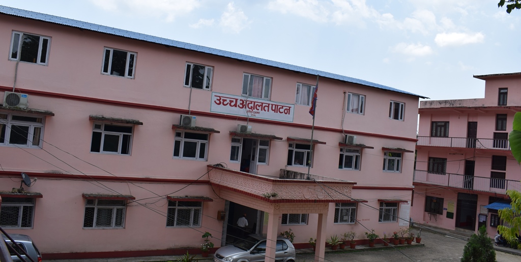 जिल्ला र उच्च अदालतमा मंसिरदेखि गोलाप्रथाबाट पेशी तोकिने जिल्ला र उच्च अदालतमा मंसिरदेखि गोलाप्रथाबाट पेशी तोकिने