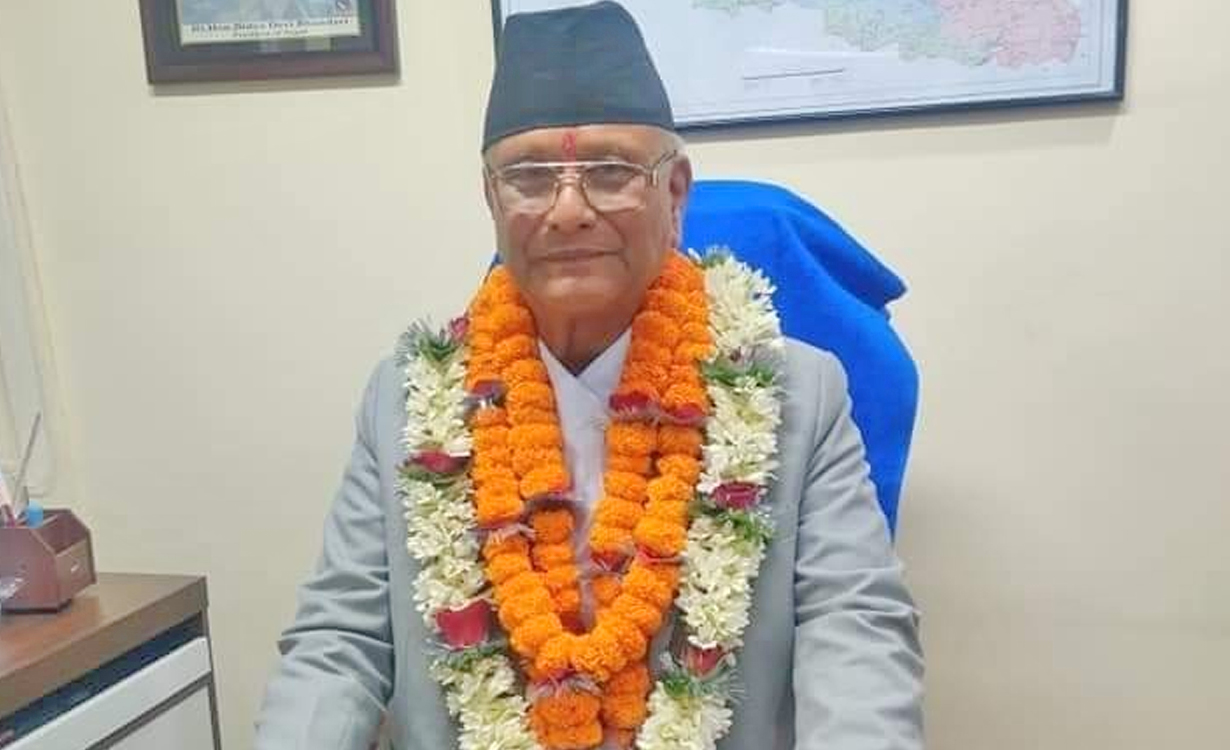 मन्त्री गजेन्द्रबहादुर हमालले बुझाए राजीनामा मन्त्री गजेन्द्रबहादुर हमालले बुझाए राजीनामा