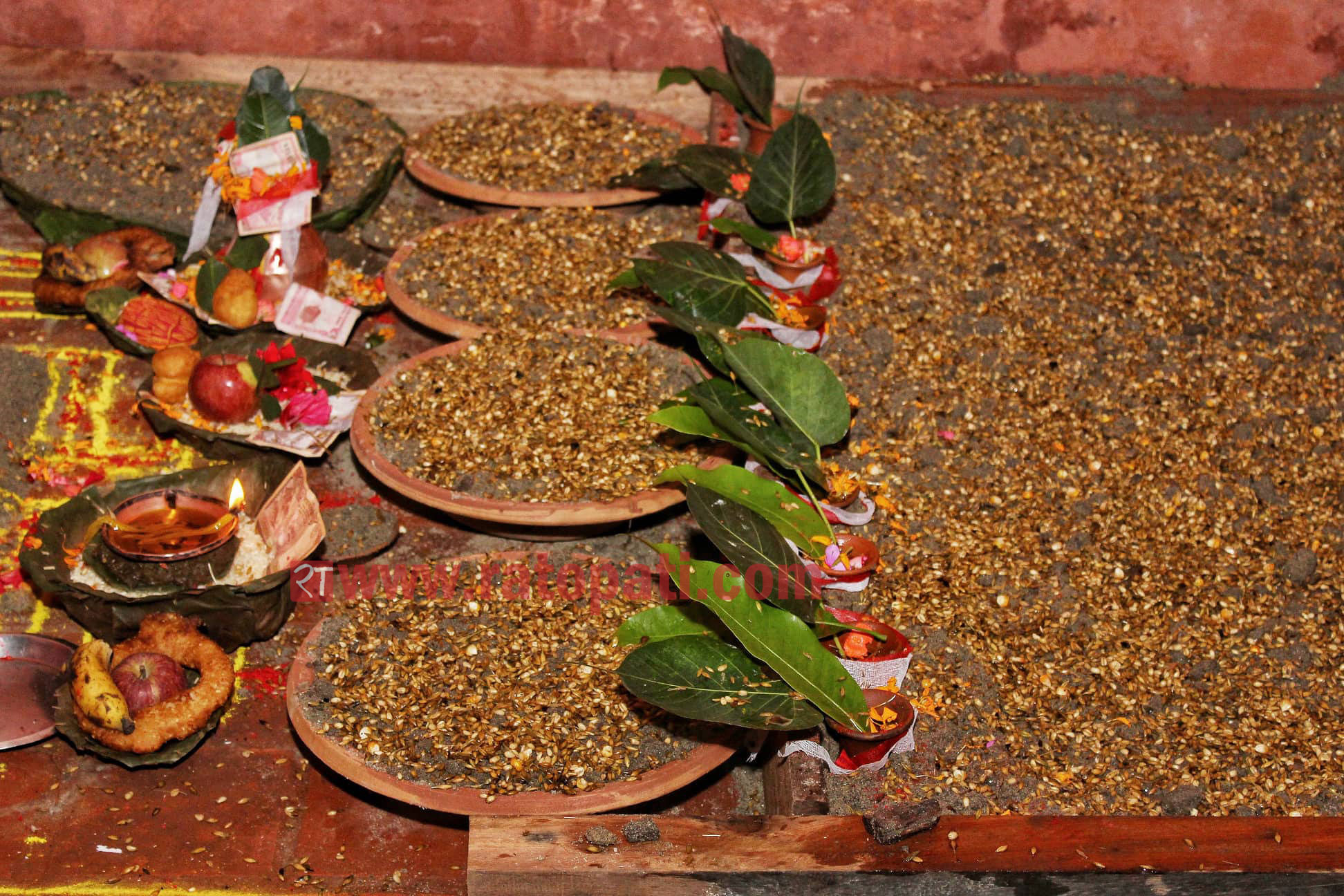 घटस्थापनाको साइत बिहान ११ः४६ मा घटस्थापनाको साइत बिहान ११ः४६ मा